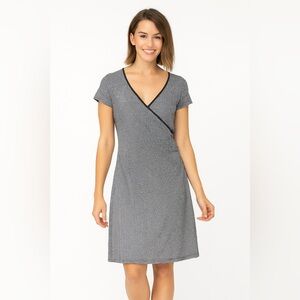 Prana Excellence Faux Wrap Black White Printed Dress V-Neck A-Line Small Pocket